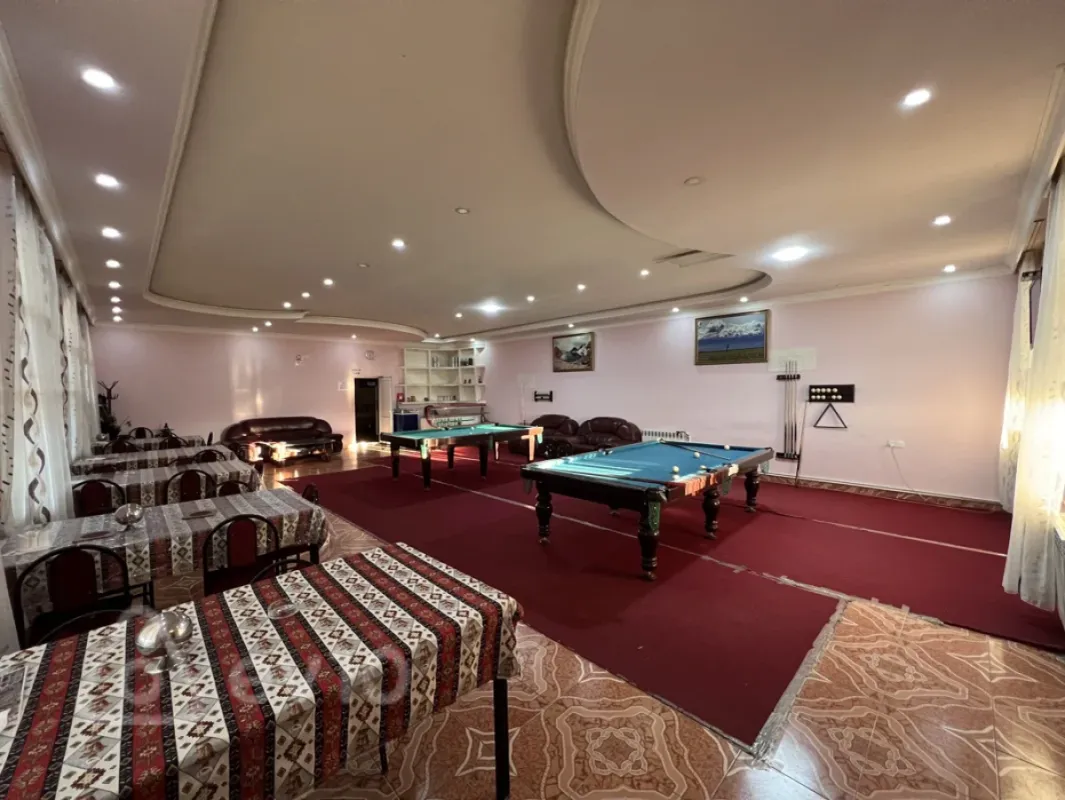 Satılır mənzil 100 m²