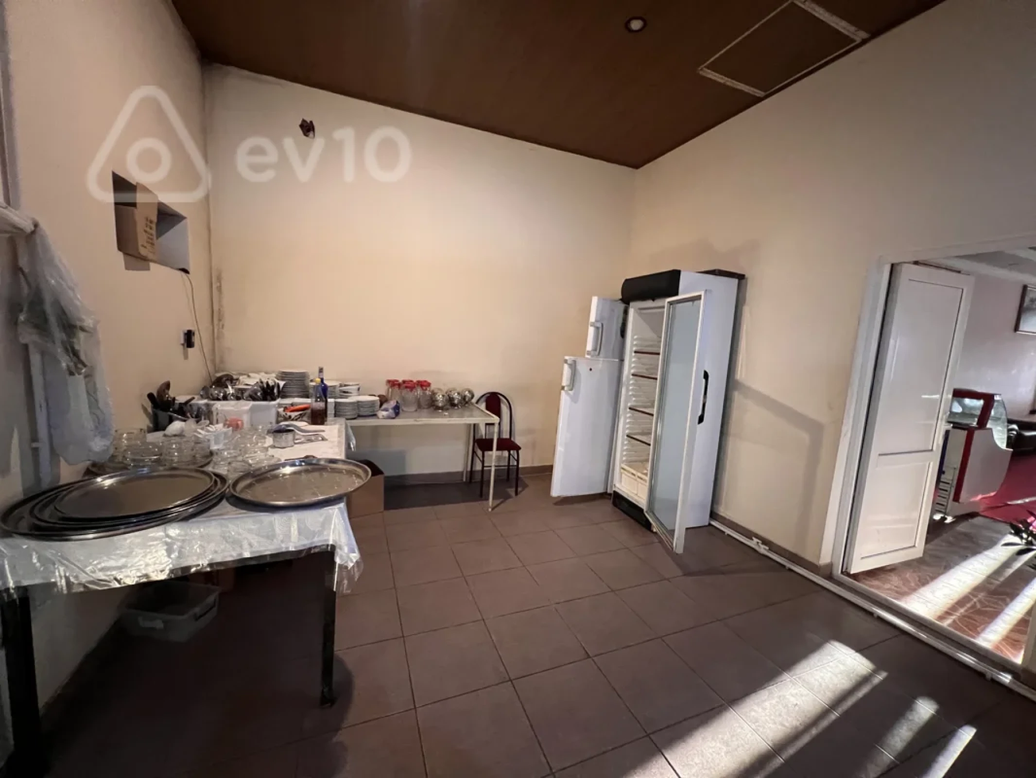 Satılır mənzil 100 m²