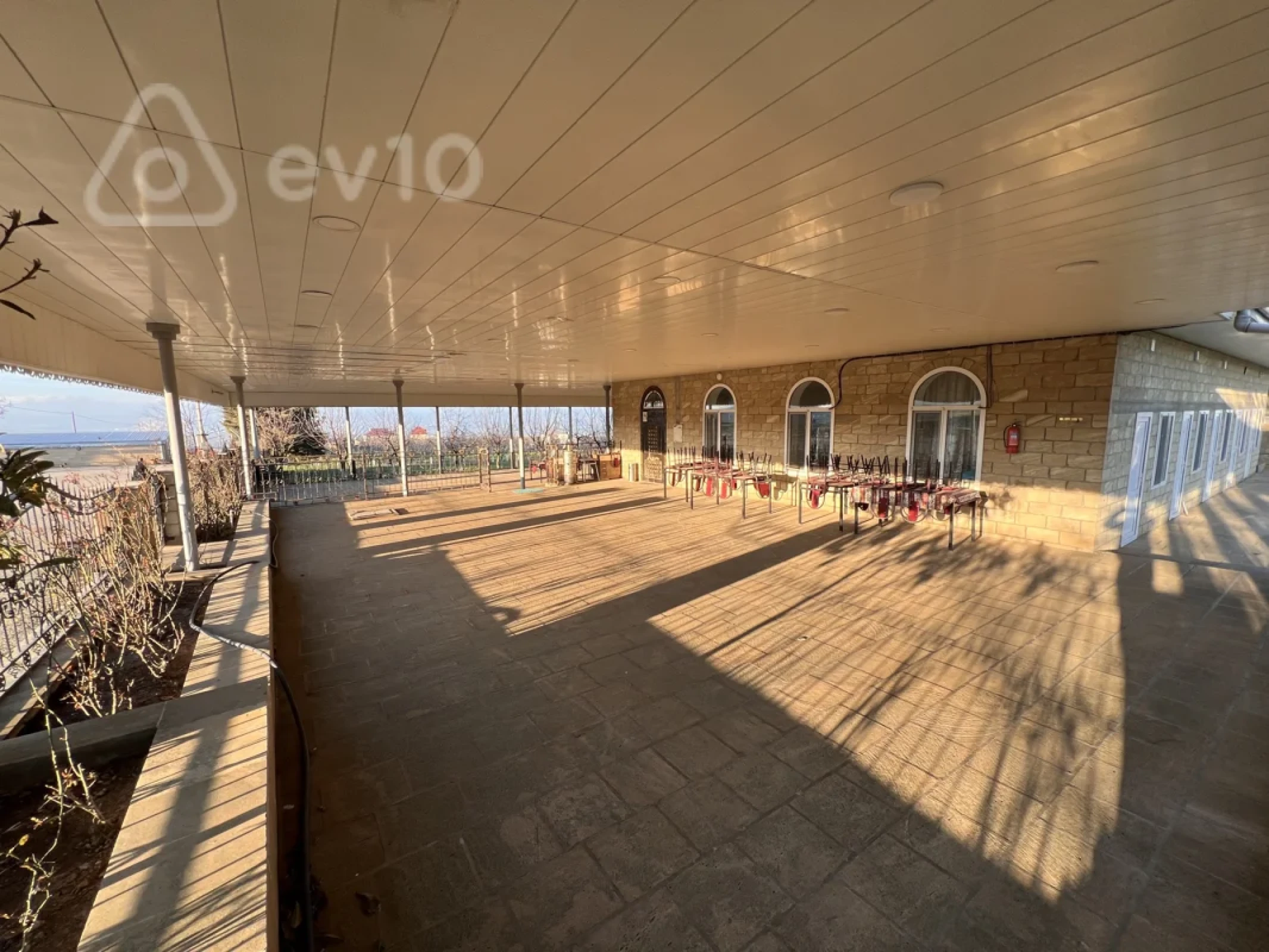 Satılır mənzil 100 m²