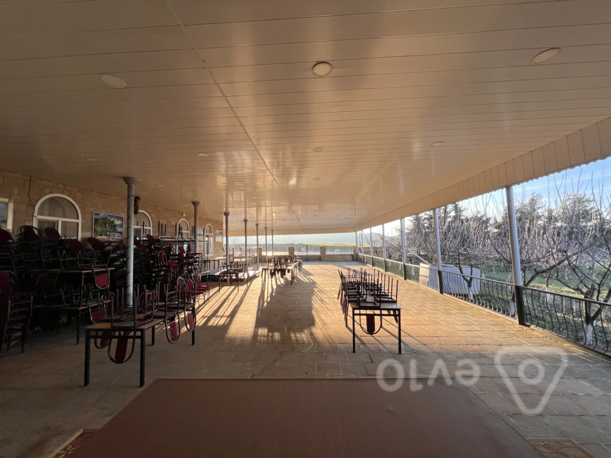 Satılır mənzil 100 m²