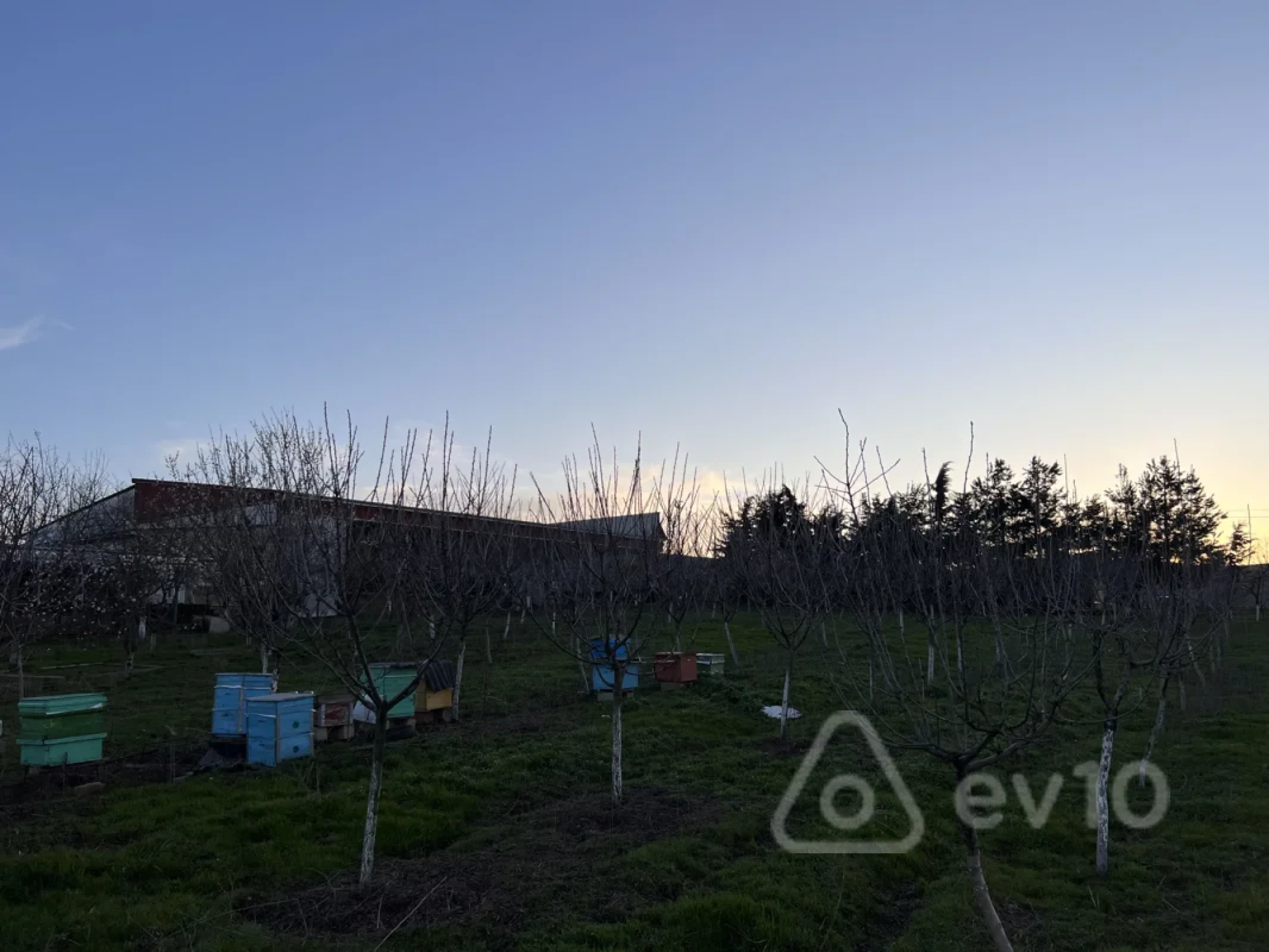 Satılır mənzil 100 m²