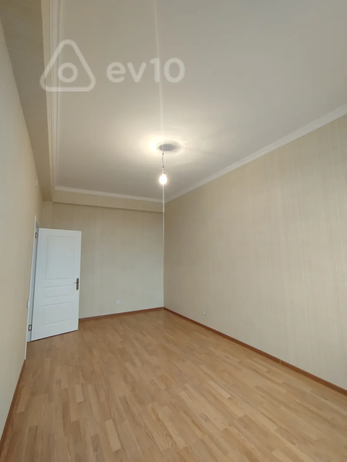 Kirayə verilir 2 otaqlı yeni tikili 58 m²