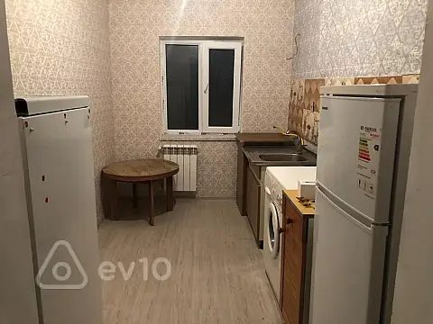 Kirayə verilir 2 otaqlı həyət evi 51 m²