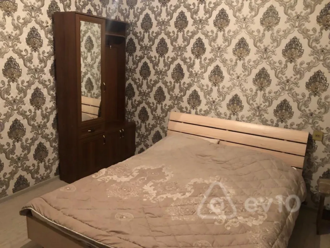 Kirayə verilir 2 otaqlı həyət evi 50 m²