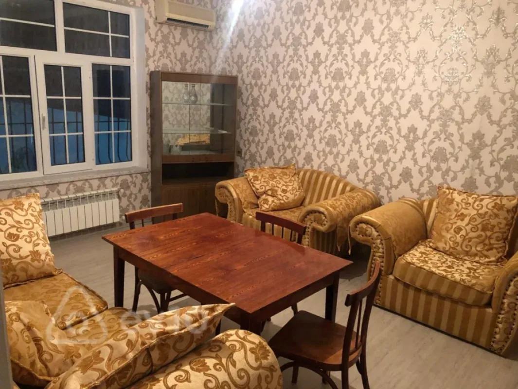 Kirayə verilir 2 otaqlı həyət evi 50 m²