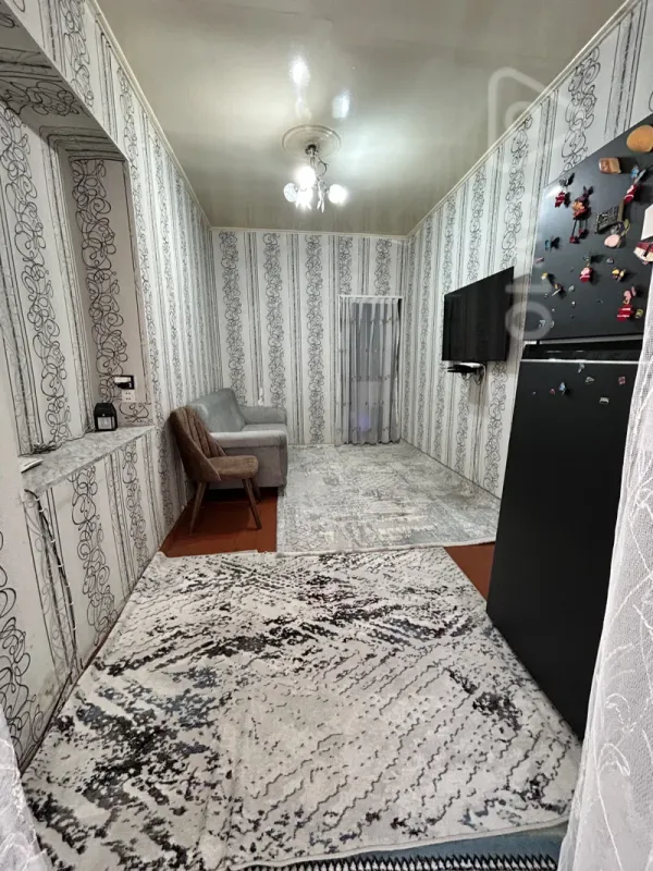 Kirayə verilir 3 otaqlı köhnə tikili 55 m²