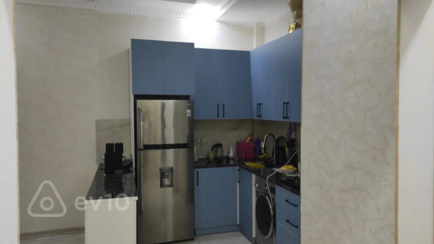 Kirayə verilir 2 otaqlı yeni tikili 65 m²