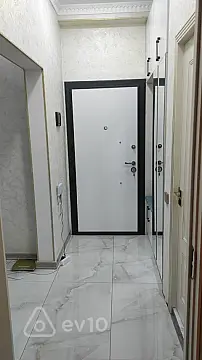 Kirayə verilir 2 otaqlı yeni tikili 65 m²