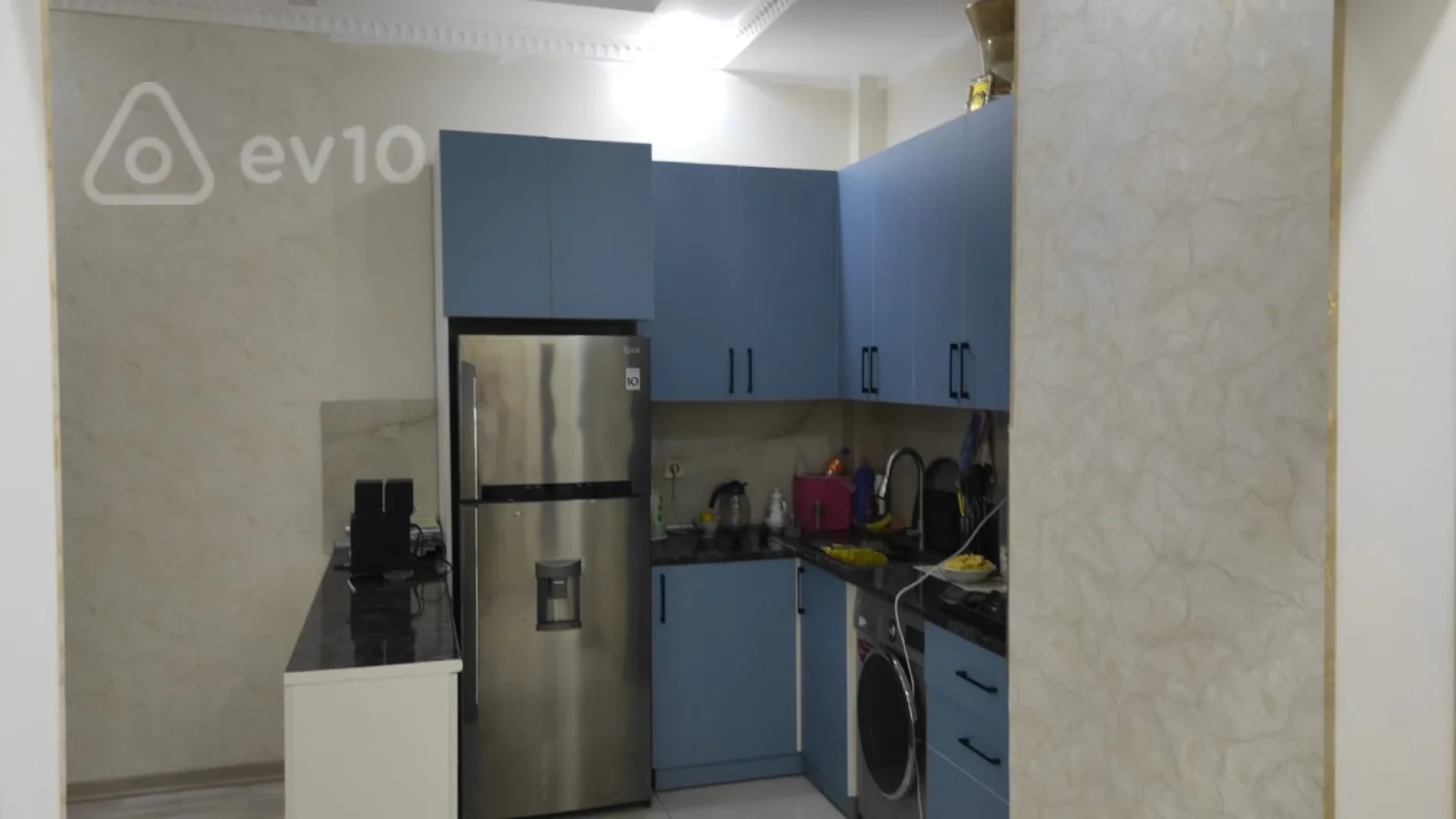 Kirayə verilir 2 otaqlı yeni tikili 65 m²