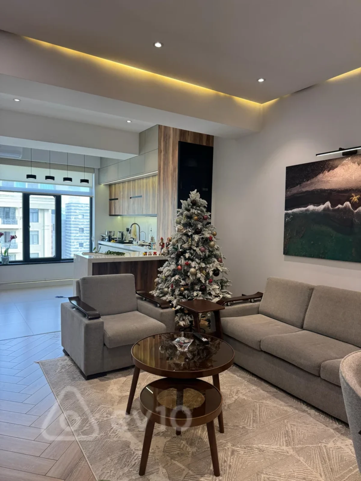 Kirayə verilir 2 otaqlı yeni tikili 94 m²