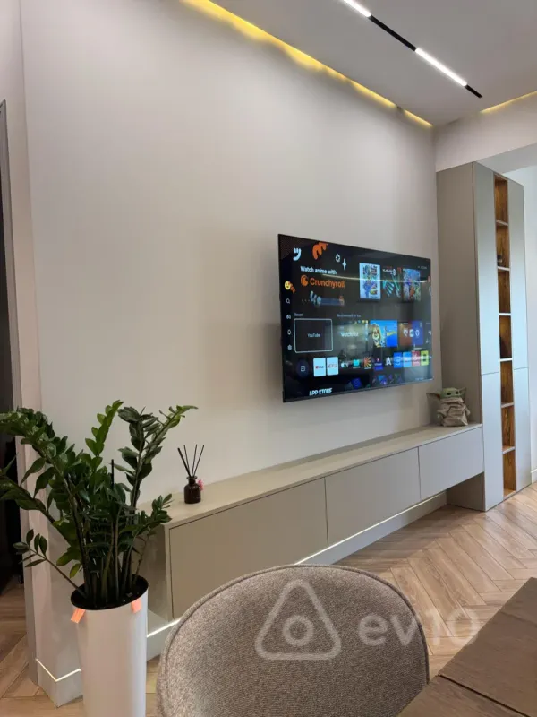 Kirayə verilir 2 otaqlı yeni tikili 94 m²