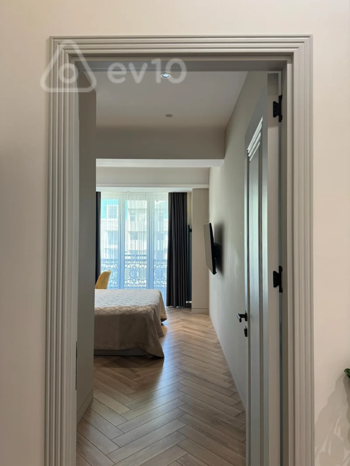 Kirayə verilir 2 otaqlı yeni tikili 94 m²