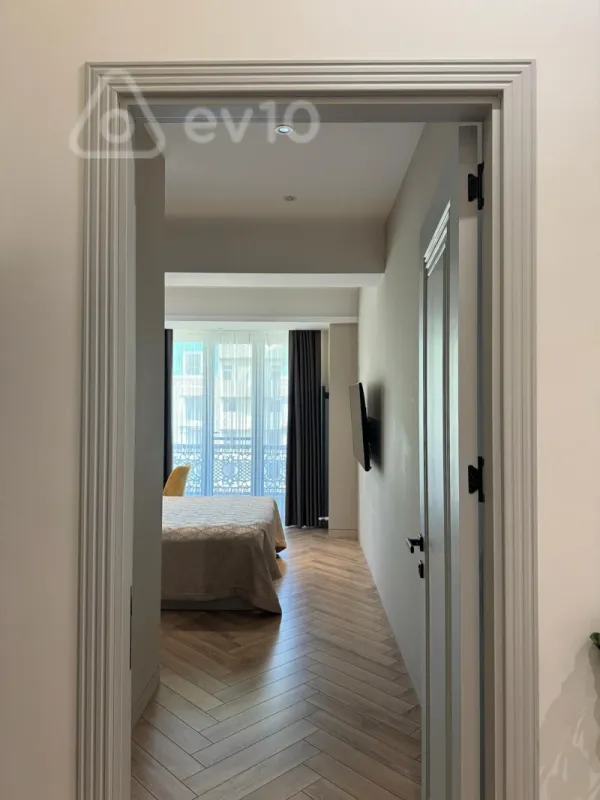 Kirayə verilir 2 otaqlı yeni tikili 94 m²