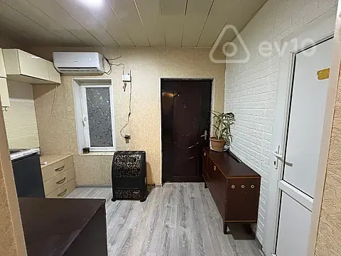 Kirayə verilir 2 otaqlı həyət evi 42 m²
