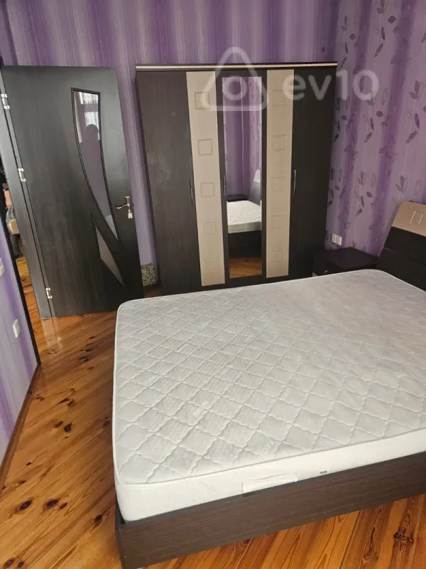 Kirayə verilir 2 otaqlı yeni tikili 70 m²