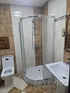Kirayə verilir 2 otaqlı yeni tikili 70 m²