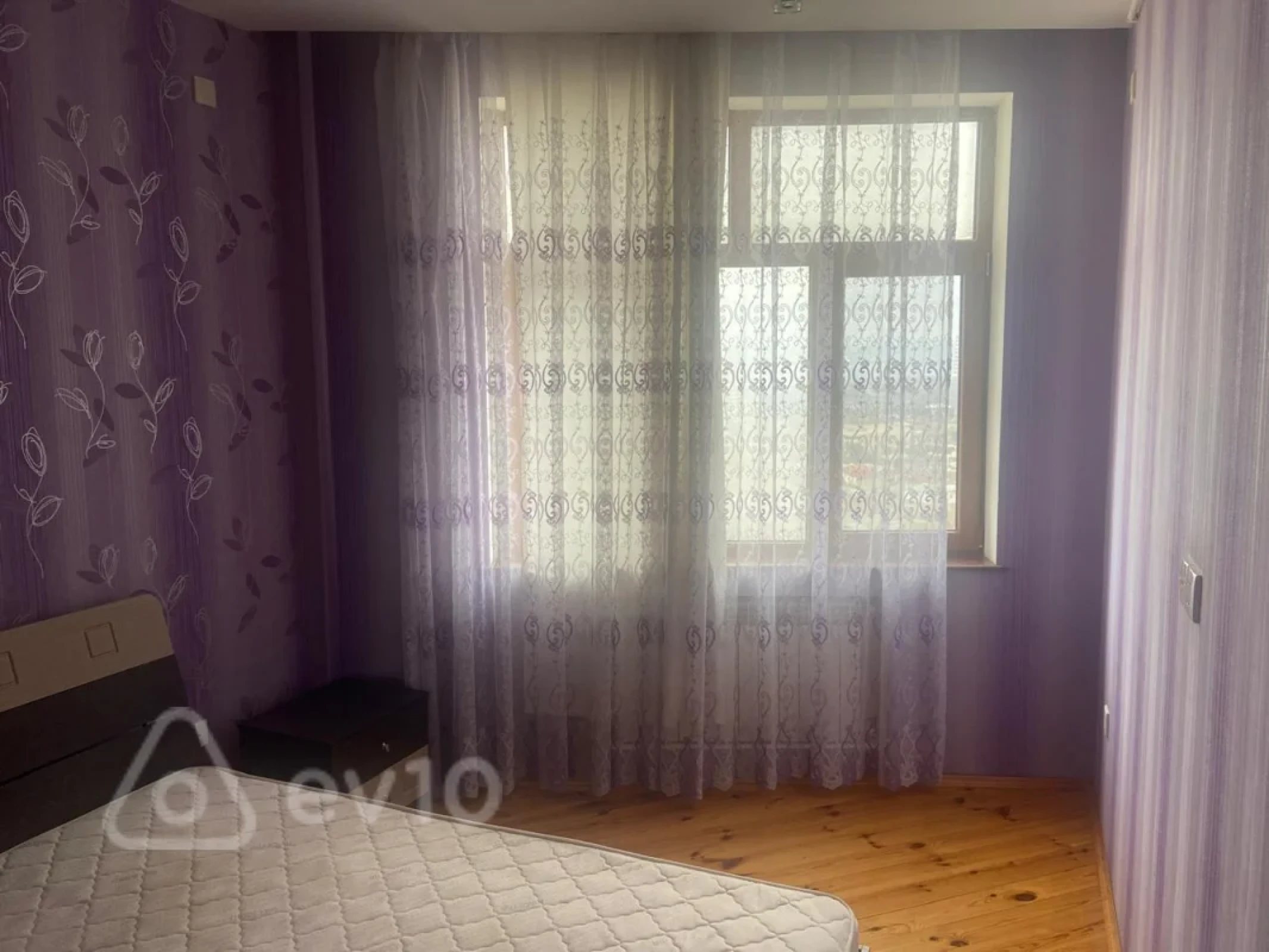 Kirayə verilir 2 otaqlı yeni tikili 70 m²