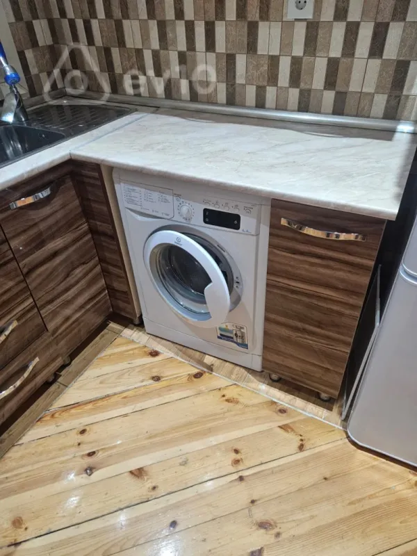 Kirayə verilir 2 otaqlı yeni tikili 70 m²