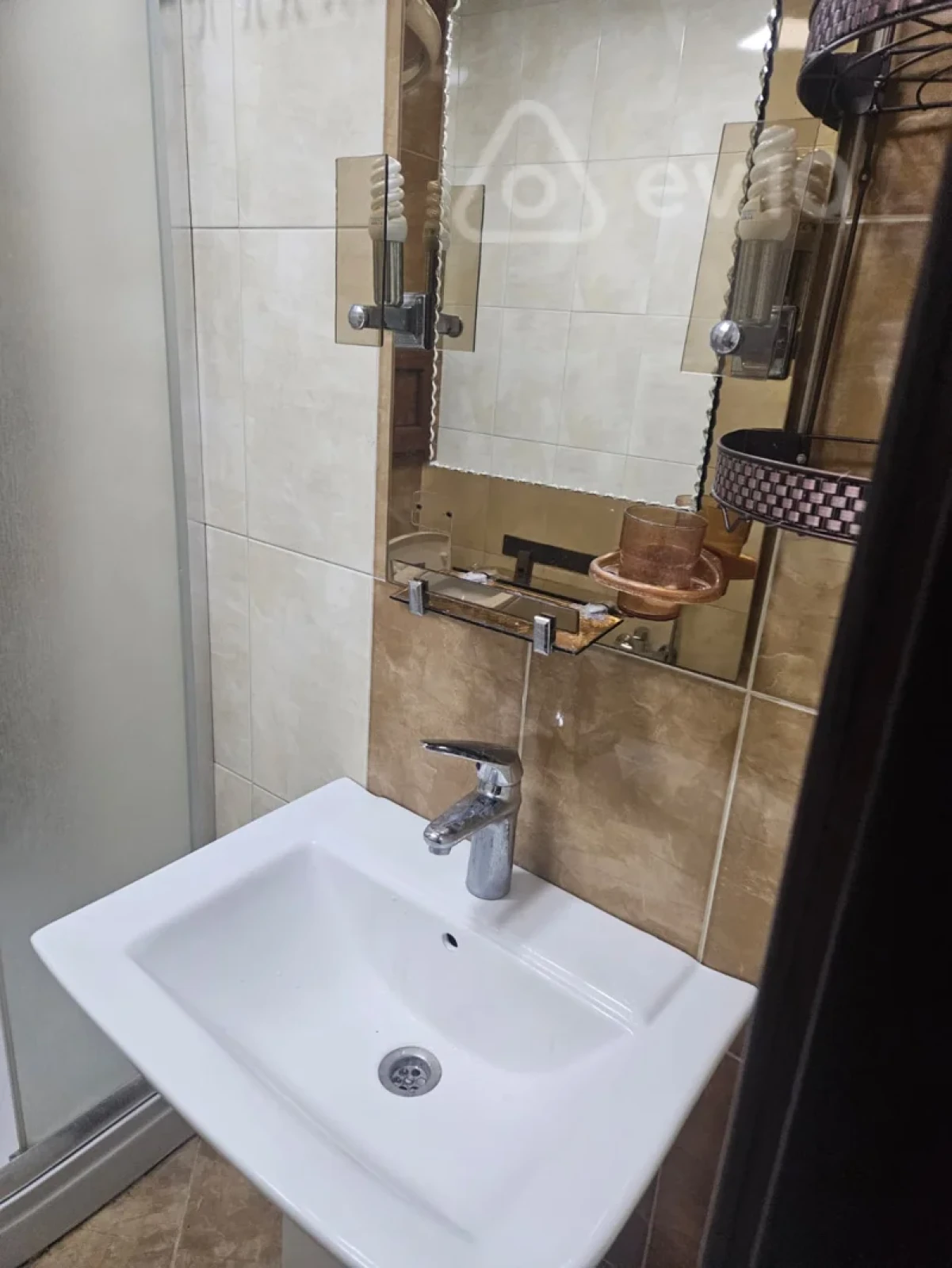 Kirayə verilir 2 otaqlı yeni tikili 70 m²