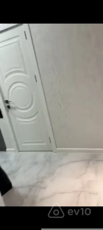 Kirayə verilir 2 otaqlı yeni tikili 55 m²