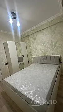 Kirayə verilir 2 otaqlı köhnə tikili 53 m²