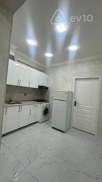 Kirayə verilir 2 otaqlı köhnə tikili 53 m²