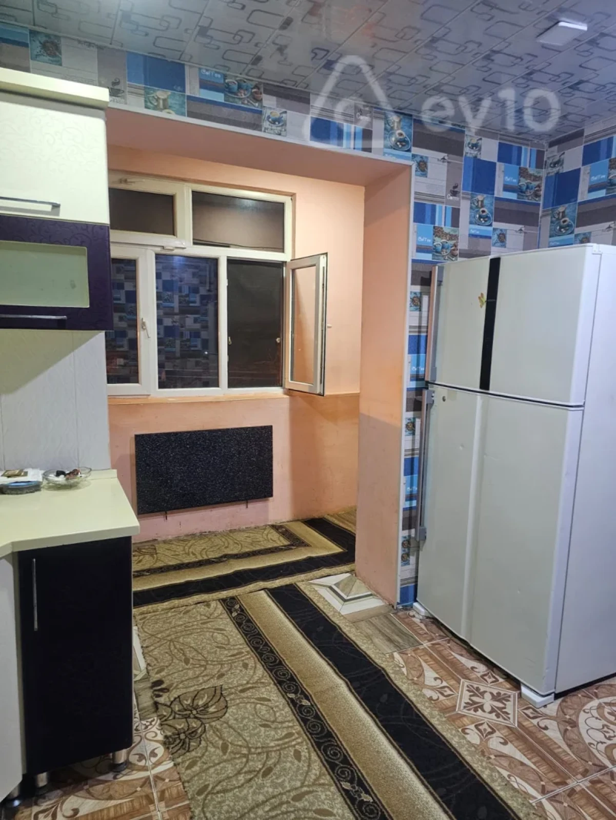 Kirayə verilir 4 otaqlı köhnə tikili 97 m²