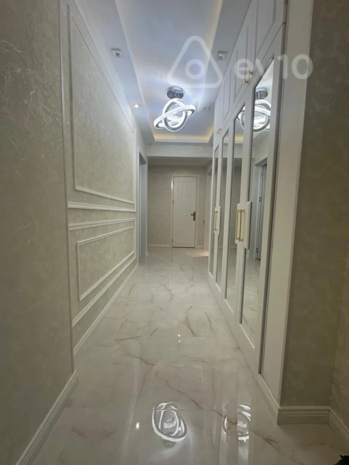 Satılır 3 otaqlı köhnə tikili 85 m²