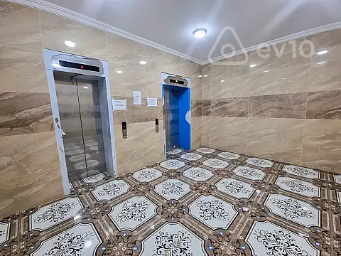 Kirayə verilir 2 otaqlı yeni tikili 60 m²