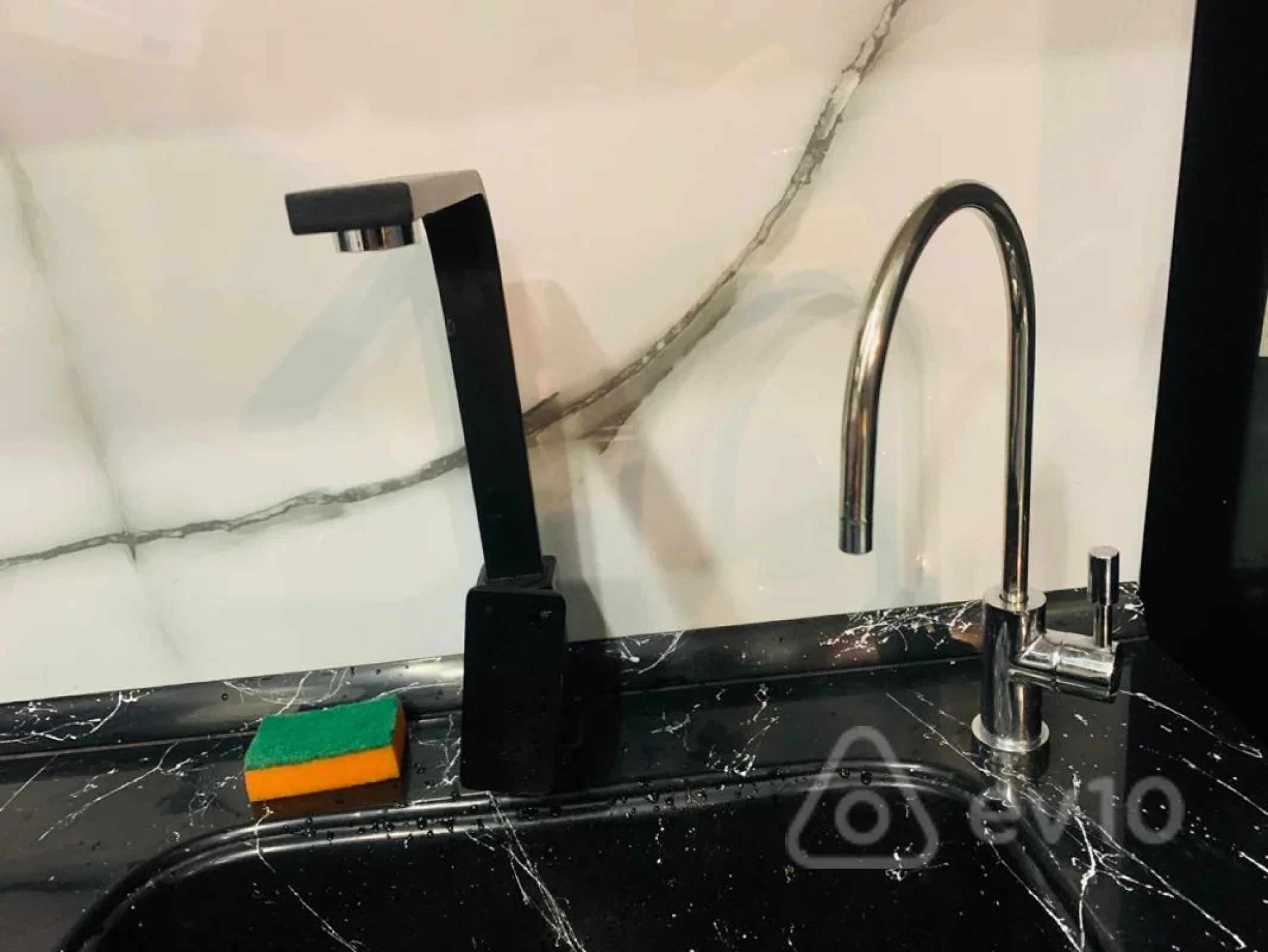 Kirayə verilir 2 otaqlı yeni tikili 60 m²