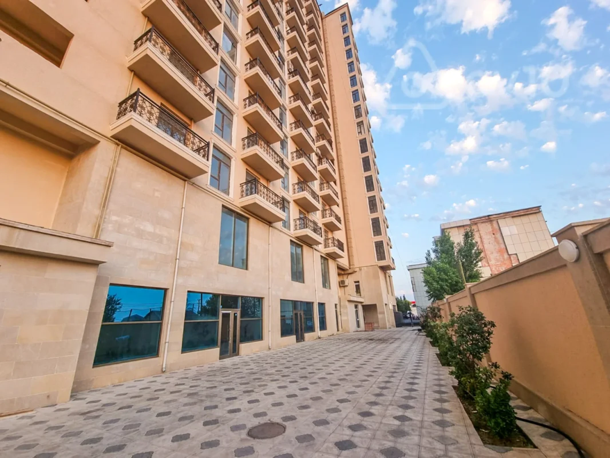 Kirayə verilir 2 otaqlı yeni tikili 60 m²