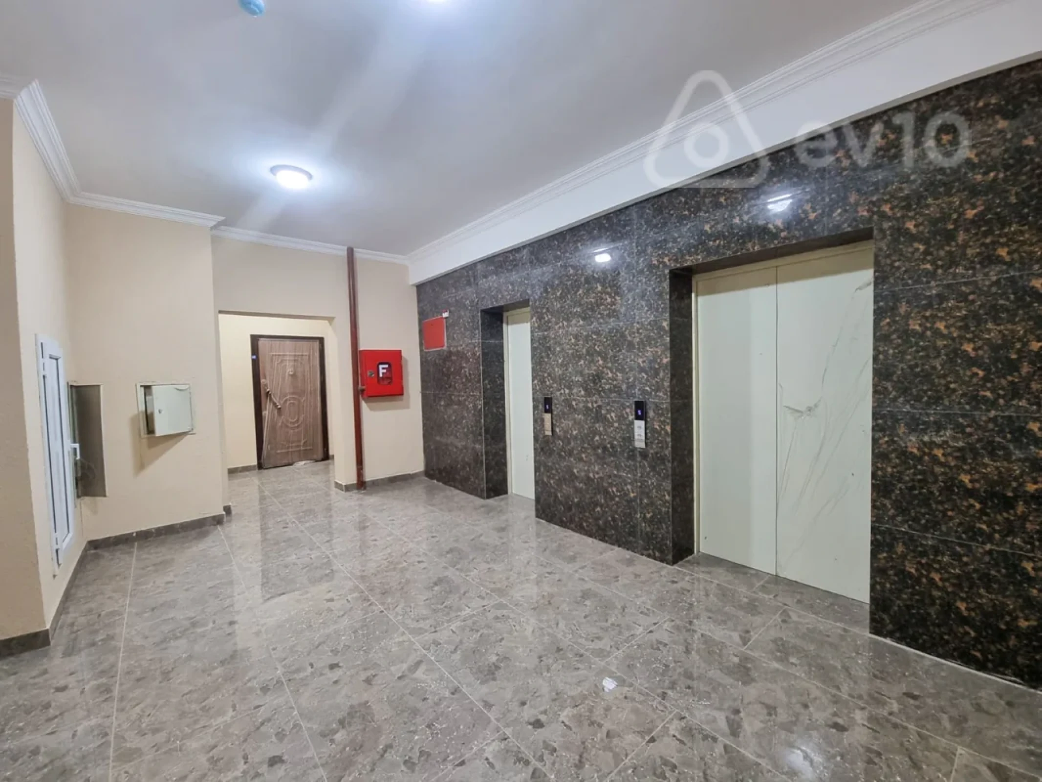 Kirayə verilir 2 otaqlı yeni tikili 60 m²