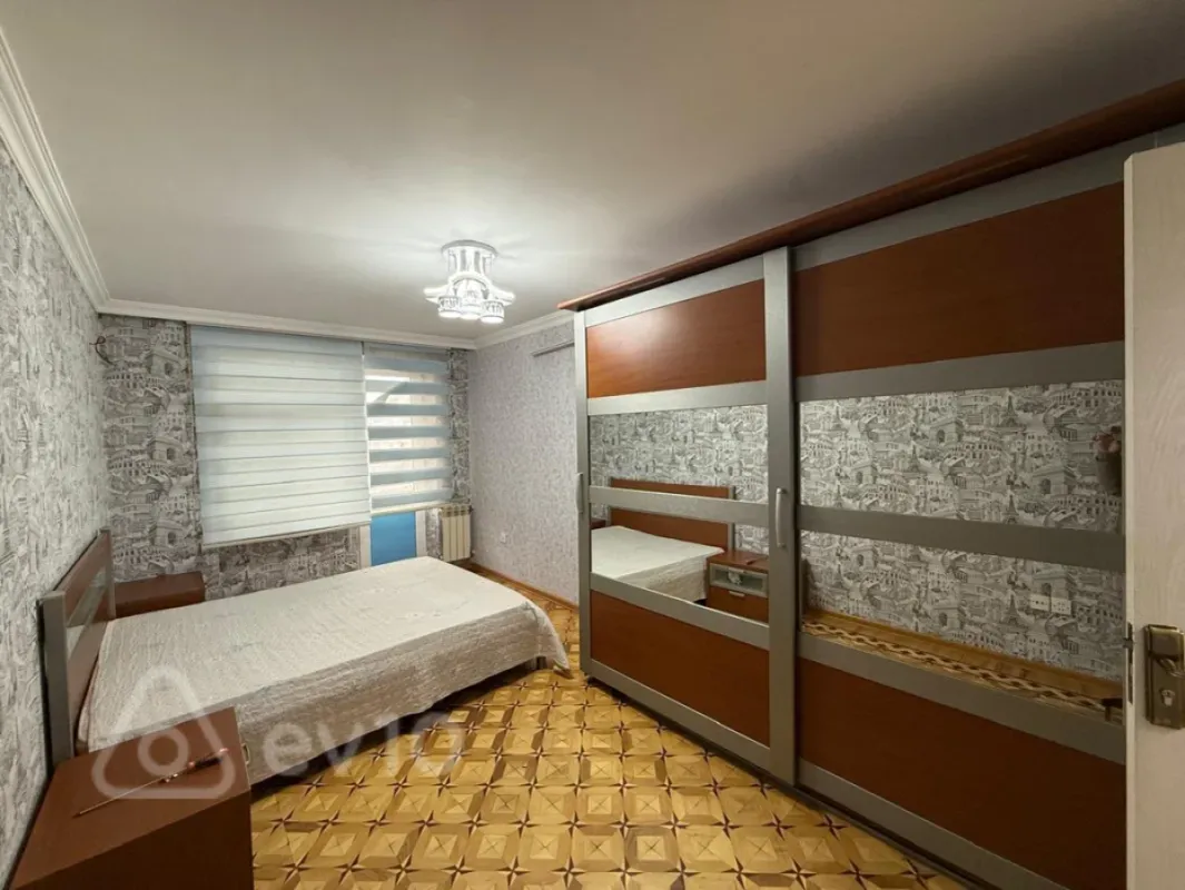 Satılır 3 otaqlı yeni tikili 70 m²