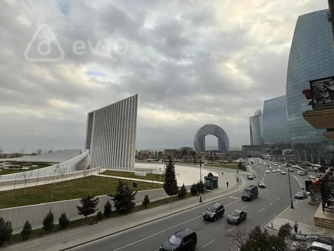 Satılır 3 otaqlı yeni tikili 70 m²