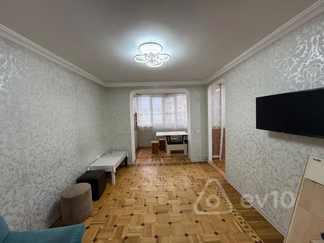 Satılır 3 otaqlı yeni tikili 70 m²