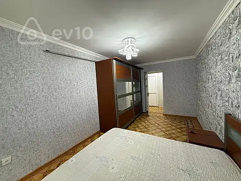 Satılır 3 otaqlı yeni tikili 70 m²