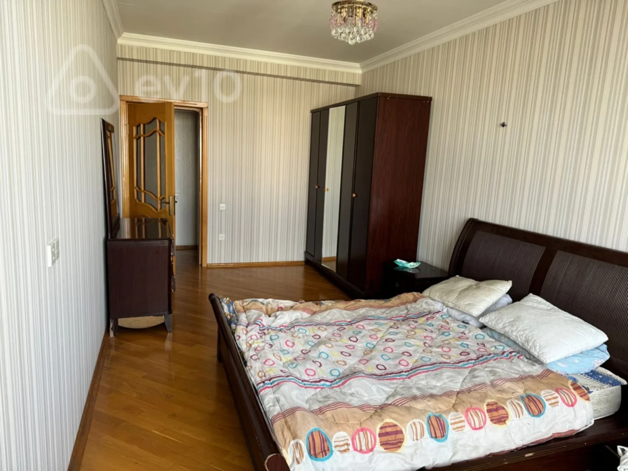 Kirayə verilir 2 otaqlı yeni tikili 90 m²