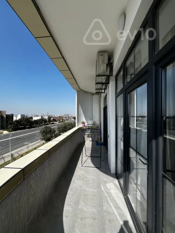 Satılır 4 otaqlı yeni tikili 170 m²