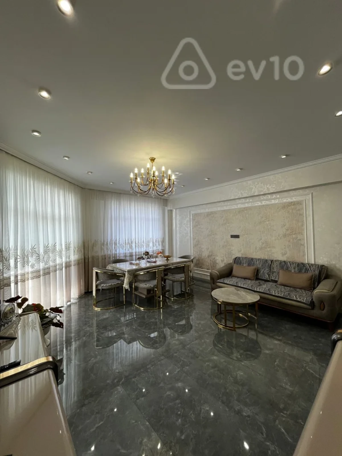 Satılır 4 otaqlı yeni tikili 170 m²