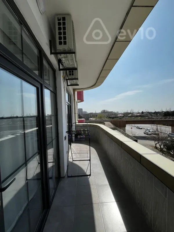 Satılır 4 otaqlı yeni tikili 170 m²