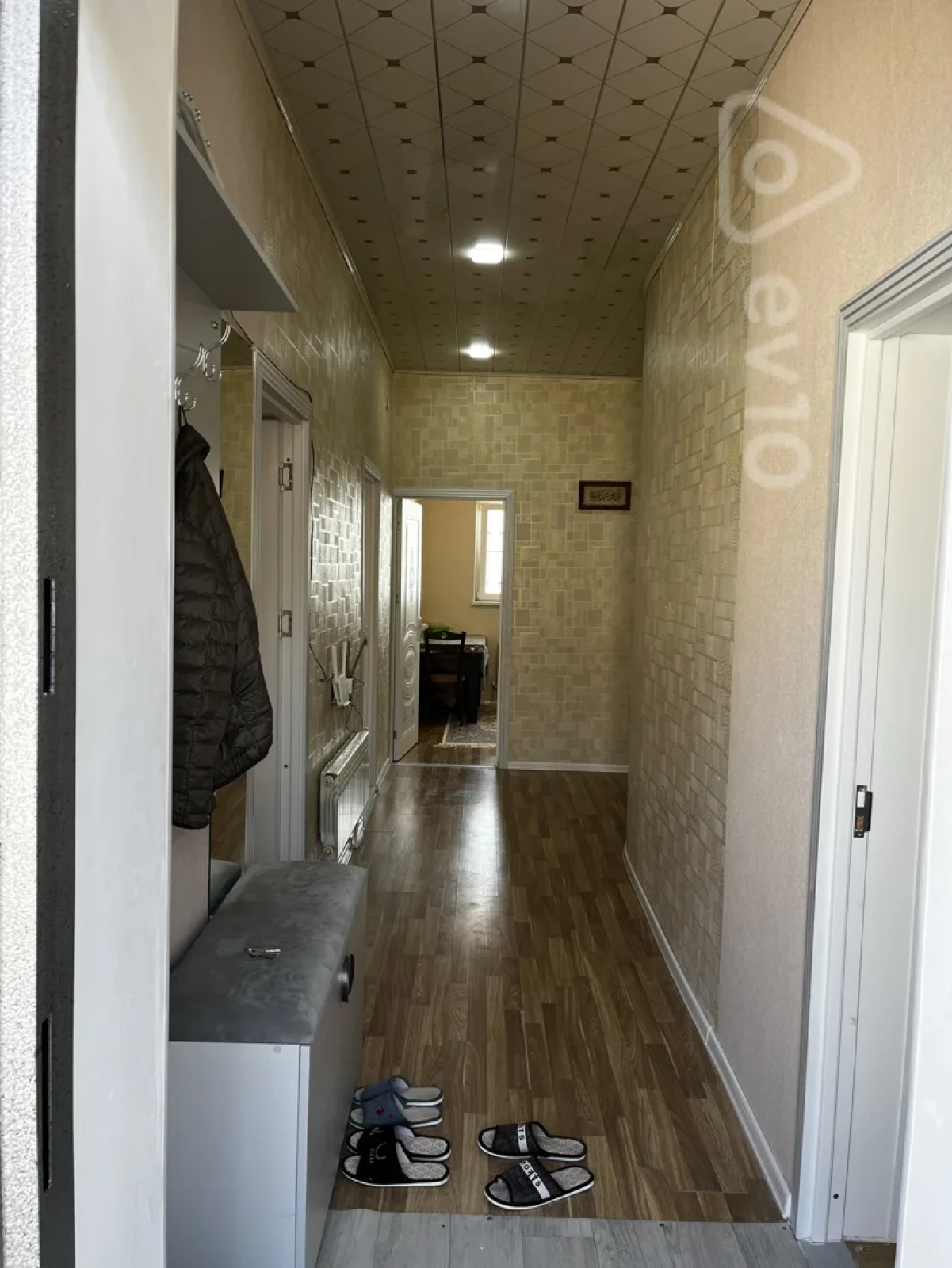 Satılır 3 otaqlı həyət evi 70 m²