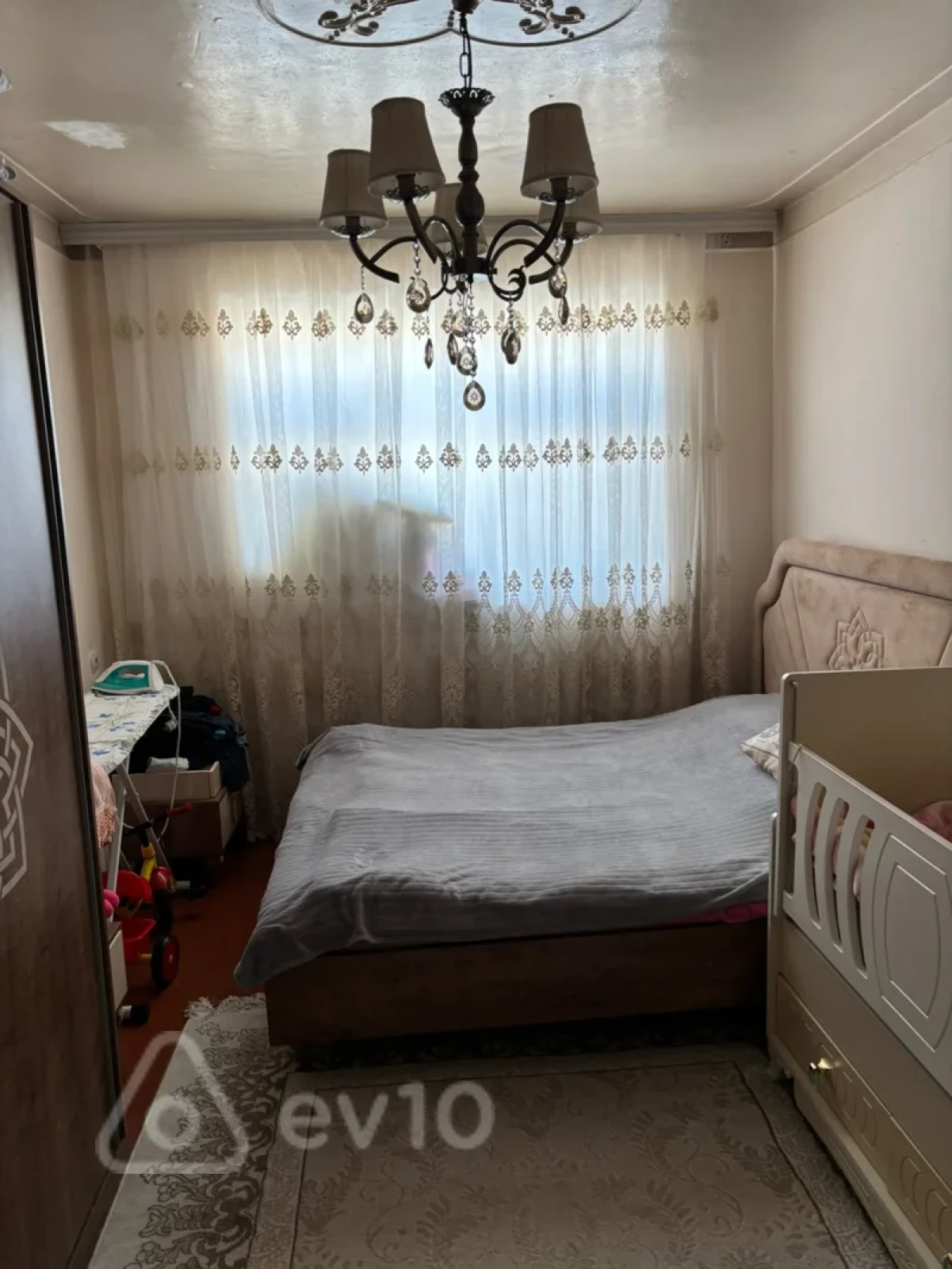 Satılır 3 otaqlı köhnə tikili 75 m²
