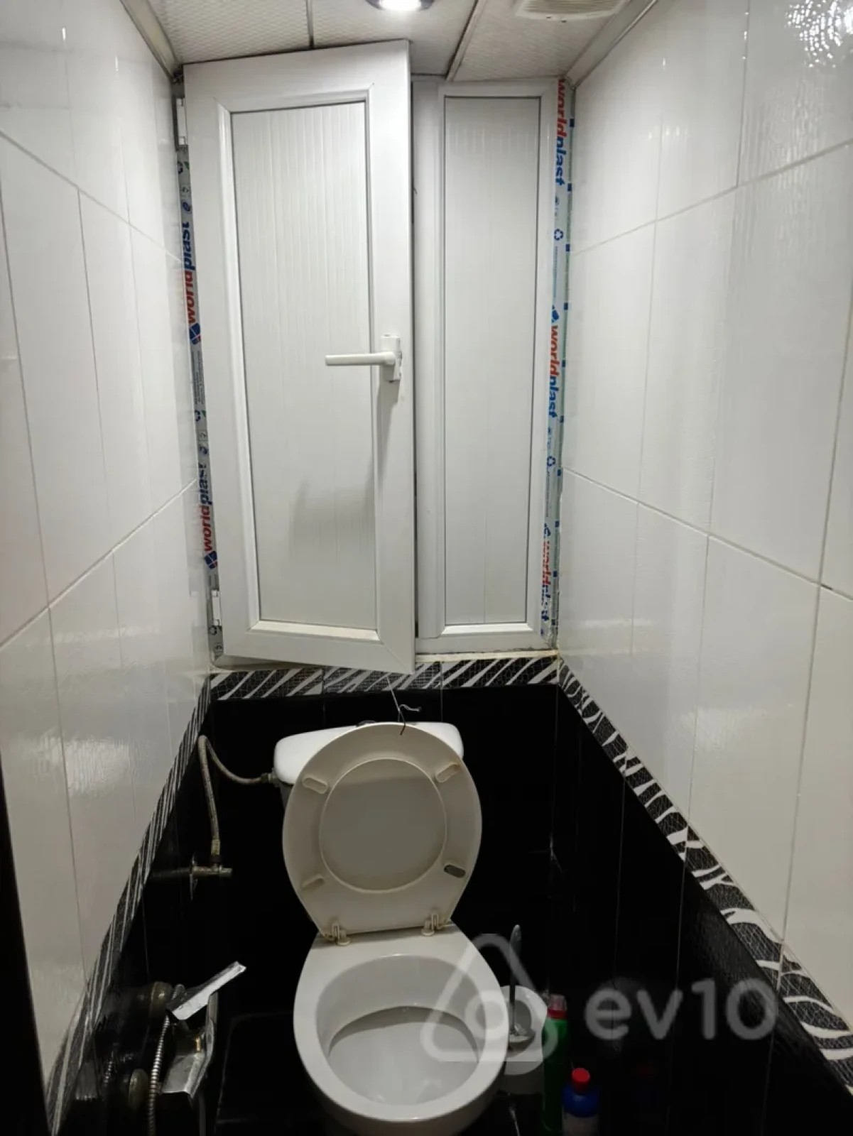 Satılır 3 otaqlı köhnə tikili 75 m²