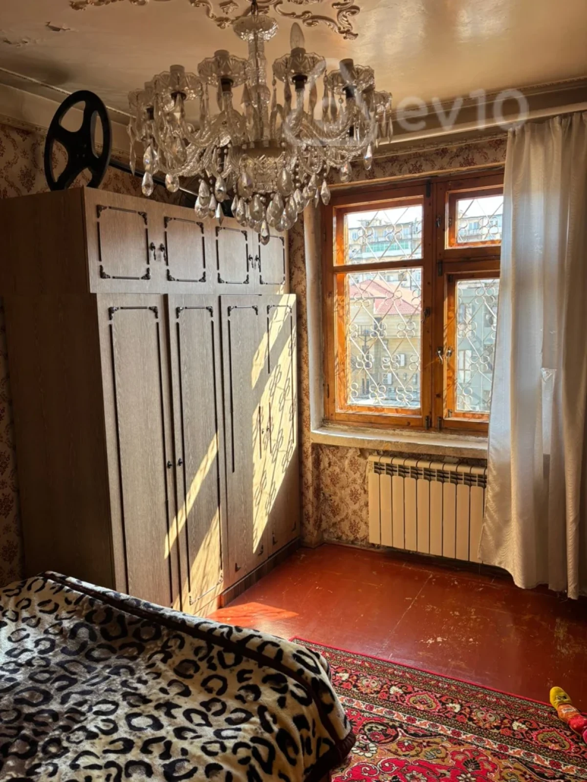 Satılır 3 otaqlı köhnə tikili 75 m²