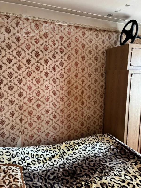 Satılır 3 otaqlı köhnə tikili 75 m²