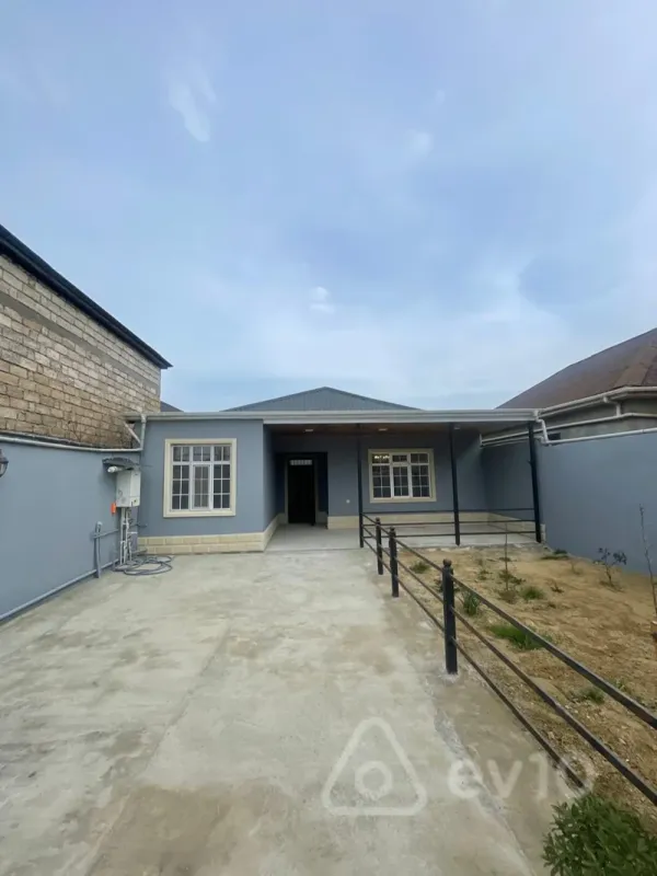 Satılır 3 otaqlı həyət evi 110 m²