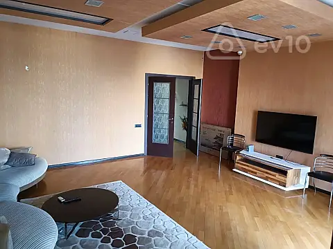Kirayə verilir 3 otaqlı yeni tikili 150 m² — Bakı, Nəsimi 3 otaq 150.00 m²