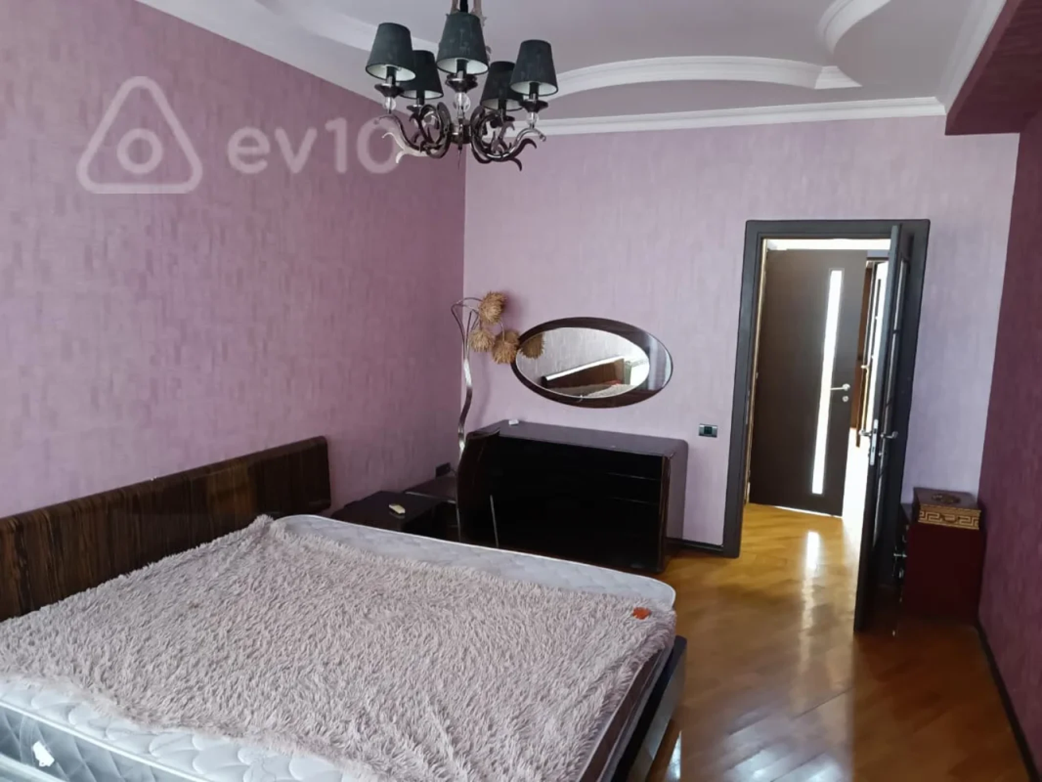 Kirayə verilir 3 otaqlı yeni tikili 150 m²