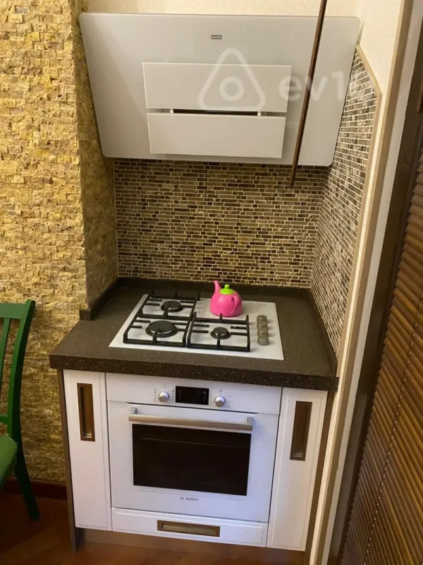 Kirayə verilir 2 otaqlı yeni tikili 70 m²