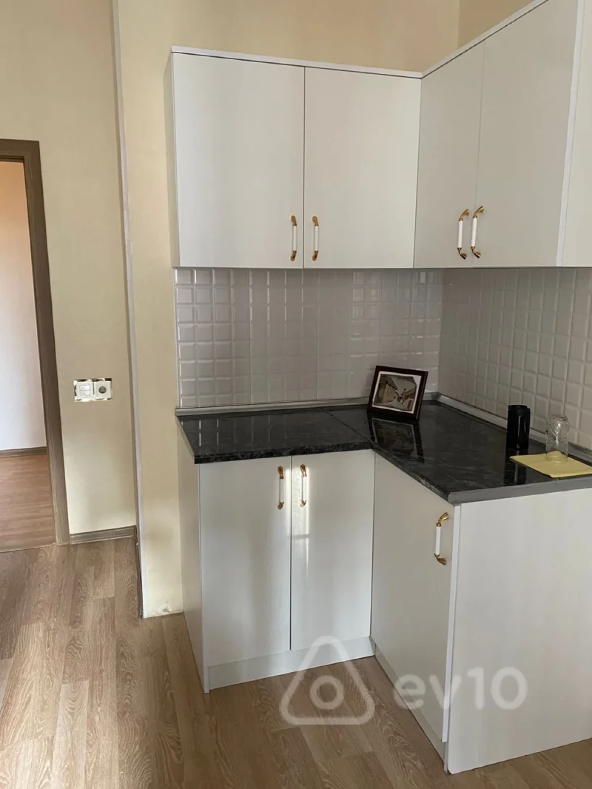 Kirayə verilir 1 otaqlı yeni tikili 50 m²